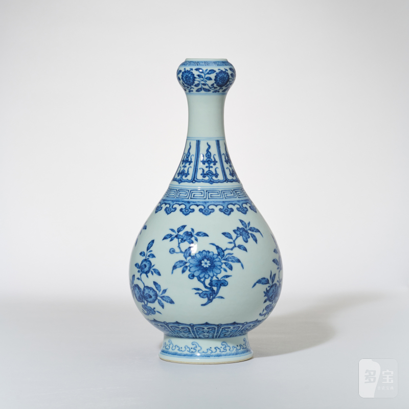 清道光 青花折枝花果纹蒜头瓶 - 图4